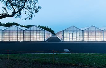 東松山市農林公園 高度環境制御型温室